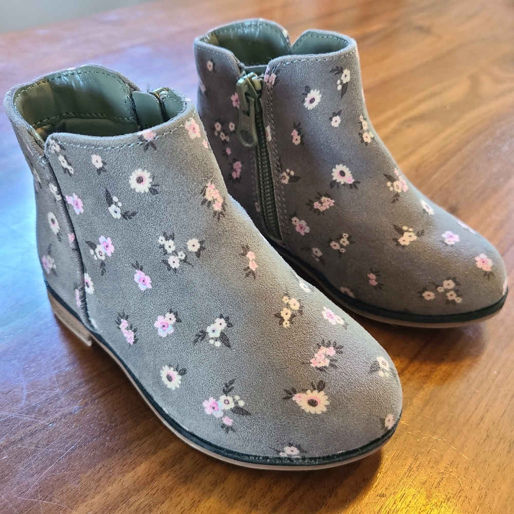 Cat & Jack girls boots
